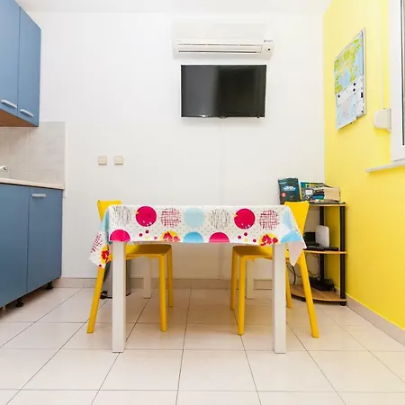 Apartament • Lungomare • Pula