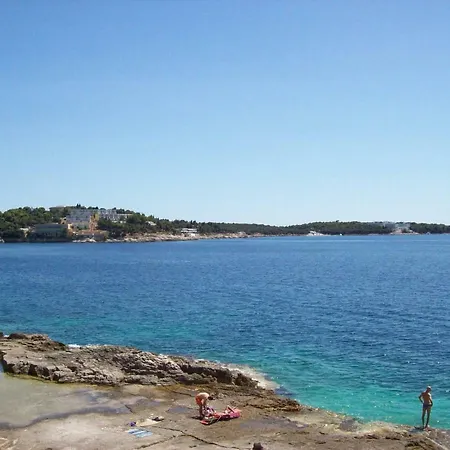 • Lungomare • Apartament