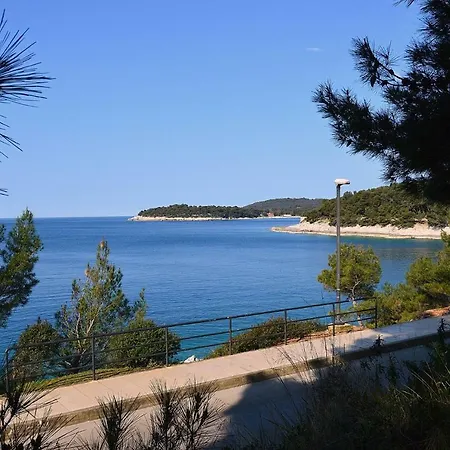 • Lungomare • Apartament *