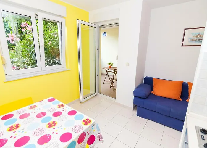 • Lungomare • Apartman